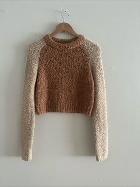 Aritzia / Wilfred Two-Tone Bouclé Crew Sweater in Brown & Cream